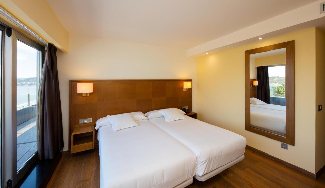Hotel Thalasso Cantabrico Las Sirenas 4 Superior Вивейро Экстерьер фото